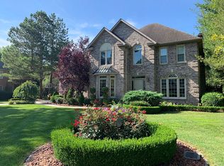 106 Albemarle Dr, Tullahoma, TN 37388