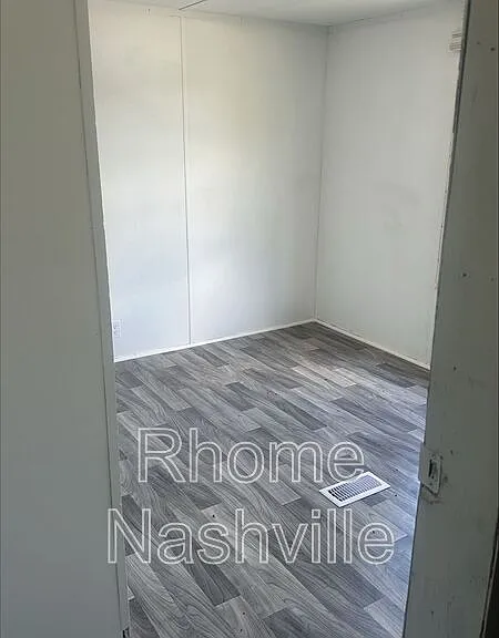 1970 Fayetteville Hwy #44 — Photo 19