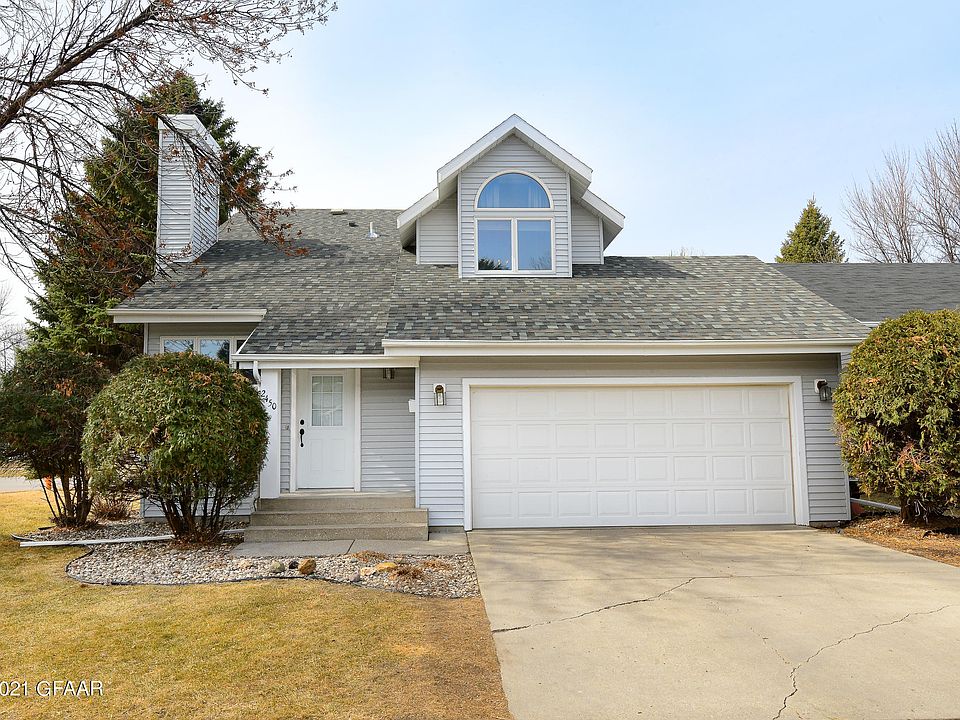1st image of 2450 Glen Cir