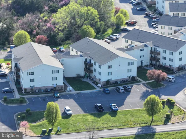 65 Hailey Ln, Strasburg, VA 22657