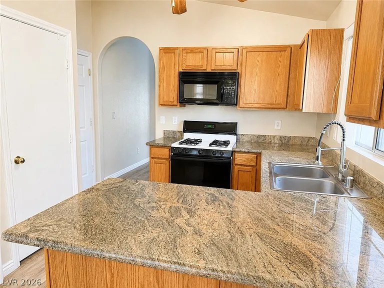 4608 Julesburg Dr — Photo 9