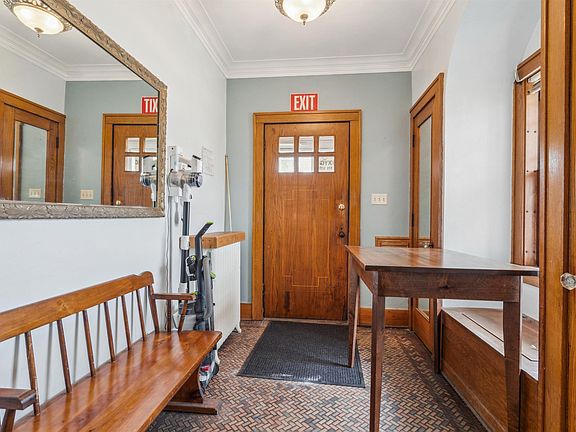 3rd image of 205 N Frederick Ave