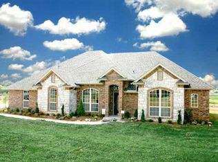 4608 S Creek Rd, Moore, OK 73160