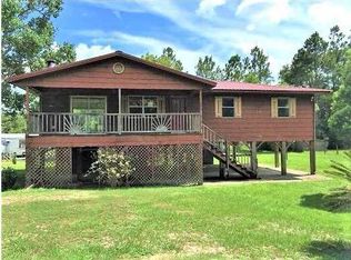 230 Spruce Ave, Wewahitchka, FL 32465