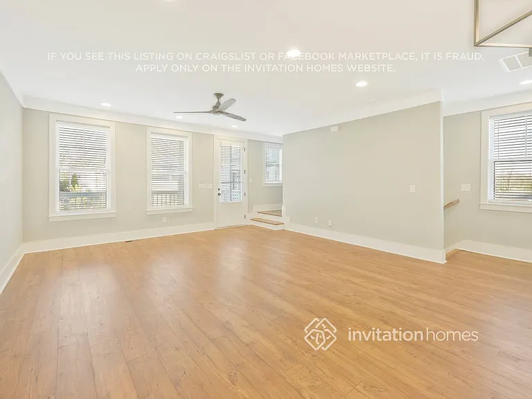 647 Vernon Ave #406 — Photo 10