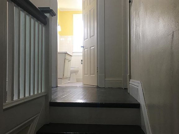 3rd image of 2026 W Sherman Ave