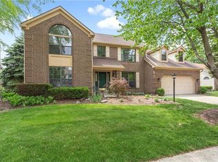 7611 Saint George Blvd, Fishers, IN 46038