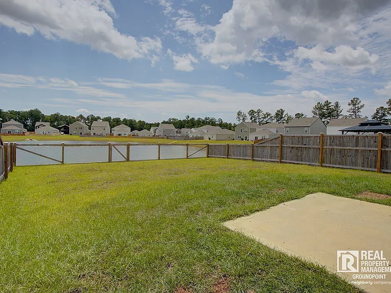 113 Hillsford Ln — Photo 23