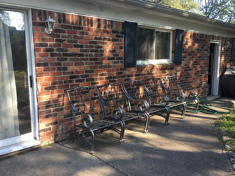 3175 Talbot Dr — Photo 23