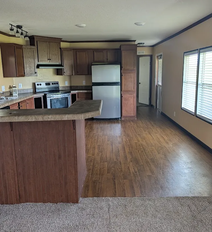 2 bed, 1150 sqft, $950 — Photo 4