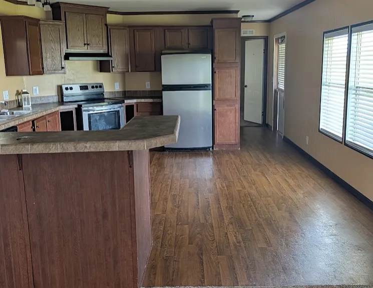 Large kitchen with bar