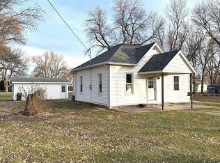 1802 Grand Ave, Emmetsburg, IA 50536