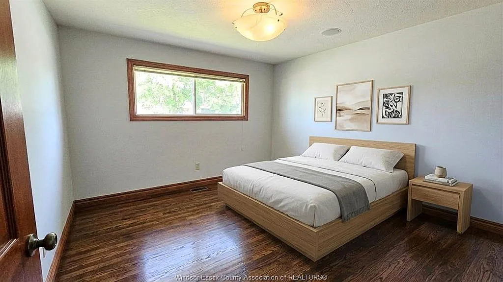 4 bed, 2.5 bath, $2,600 — Photo 3