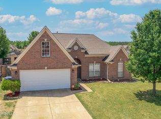 4145 Carroll Dr W, Horn Lake, MS 38637