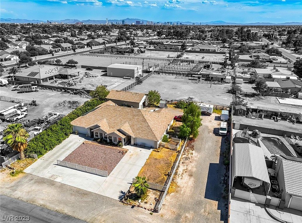 みぃ ⚮ページ 5413 Dimick Ave, Las Vegas, NV 89130 | Zillow
