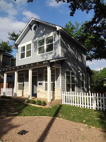 4527 Speedway #B Photo 1