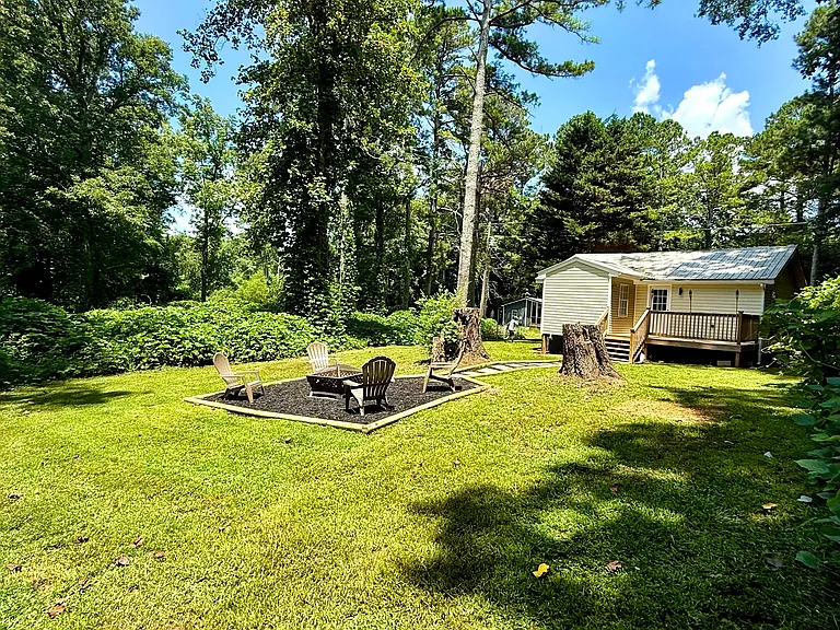604 McCurdy Rd — Photo 22