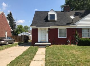 21771 Moross Rd, Grosse Pointe, MI 48236