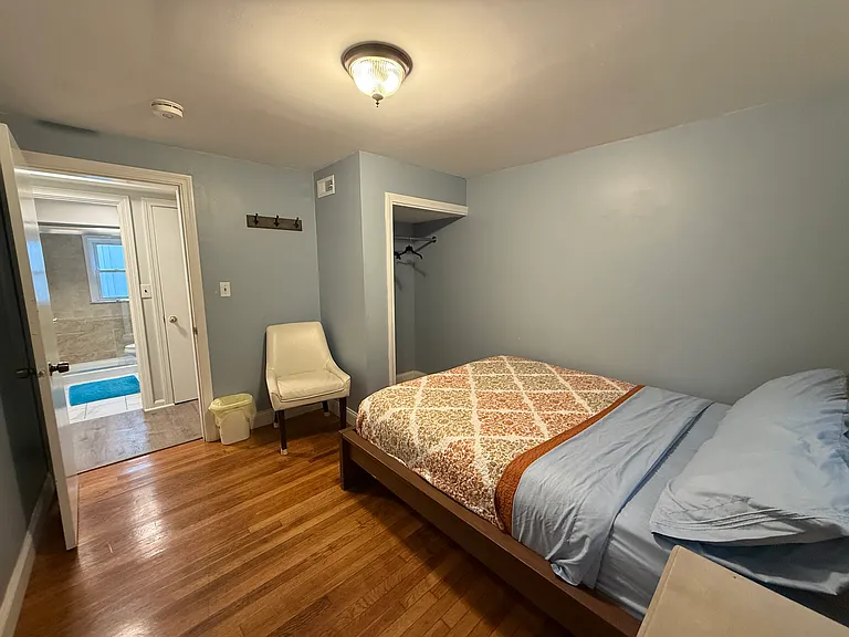 300 Mountain Ave #1 — Photo 5