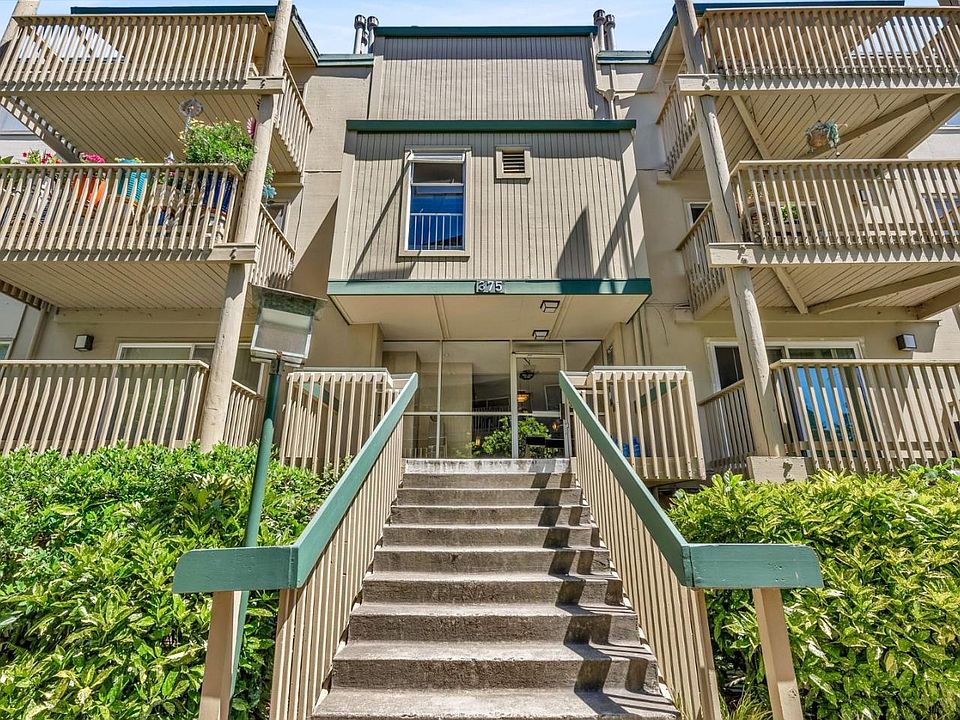 1st image of 375 Mandarin Dr APT 111