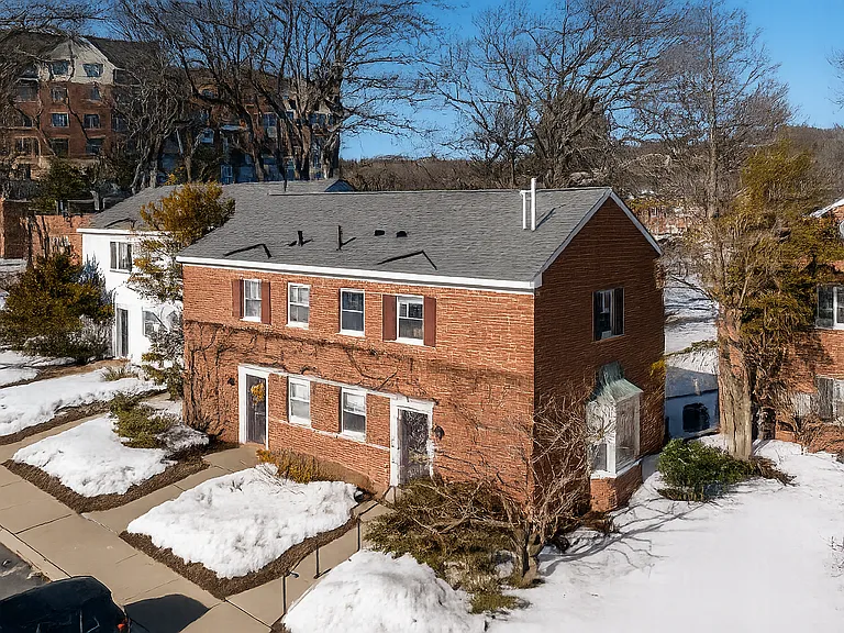 174 Sherman Rd — Photo 33