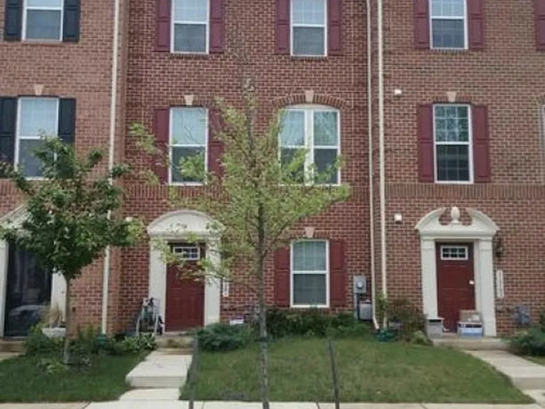 11761 Nationals Ln — Photo 1