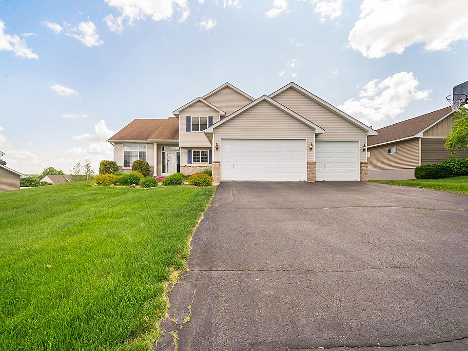 1st image of 3868 Oxford Dr