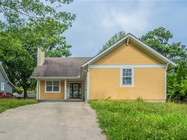 5162 Walmer St, Mission, KS 66202