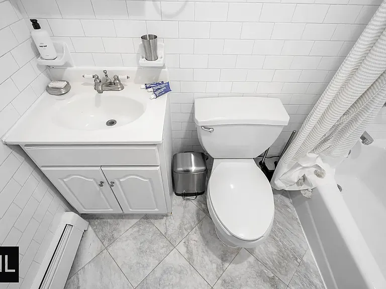 567 Warren St #503 — Photo 15
