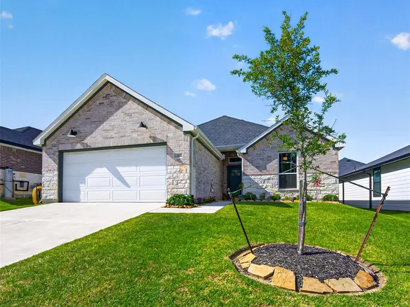 12022 Noble Heart Dr, Willis, TX 77318