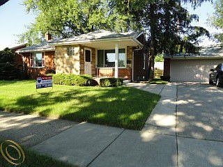 1st image of 28909 Edward St