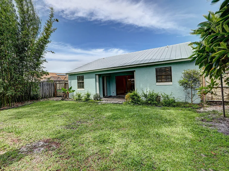 5770 SE Wilsie Dr — Photo 26