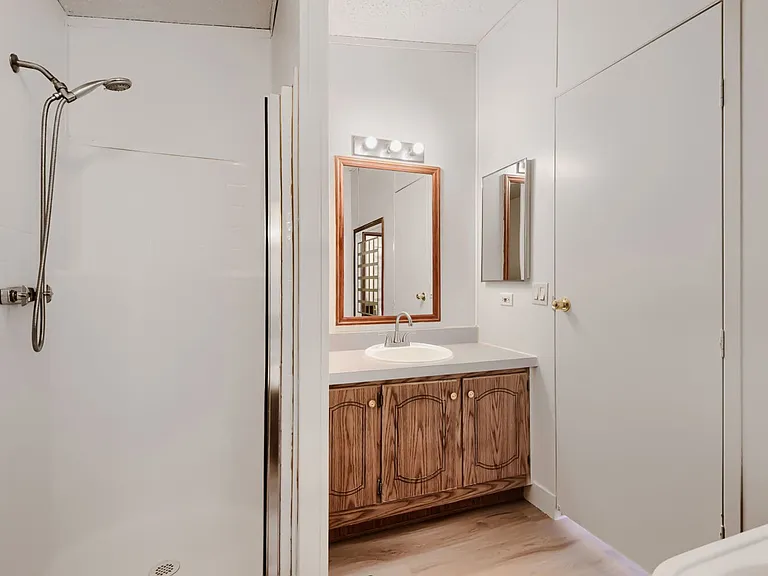 6105 Berthelot Ln — Photo 11