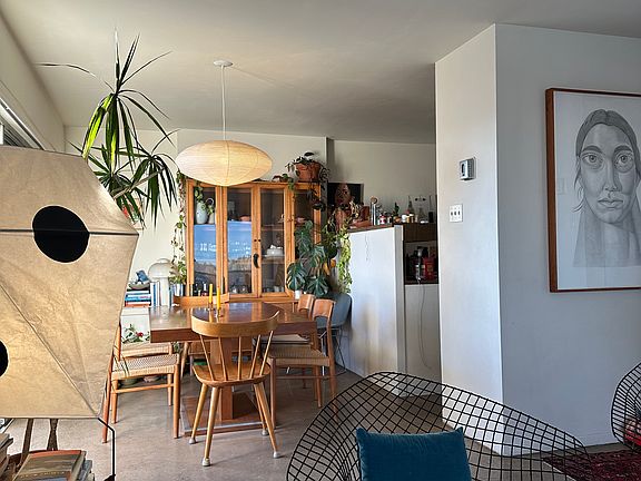 4th image of 888 N Logan St APT 8
