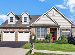 140 Azalea Dr, Windsor, PA 17366