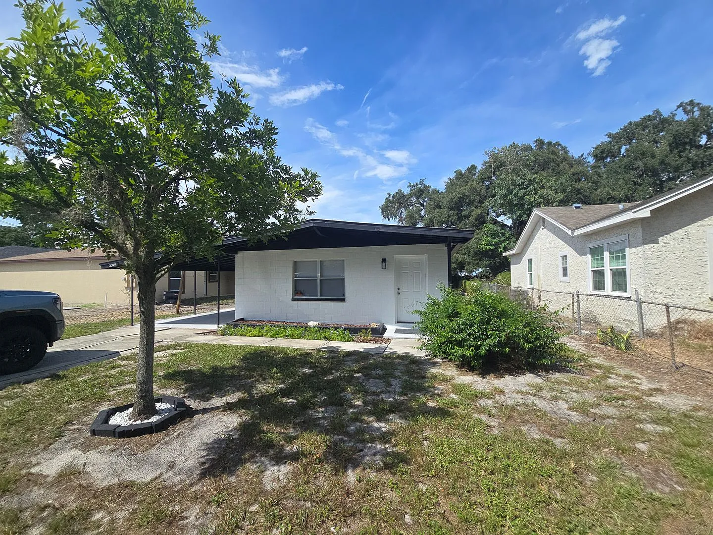 Remodeled 3 bed 1 bath home — Photo 3