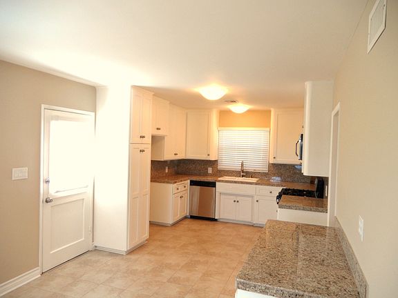 5th image of 16706 Janine Dr