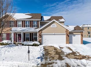 3851 Riverside Pointe Dr, Florissant, MO 63034