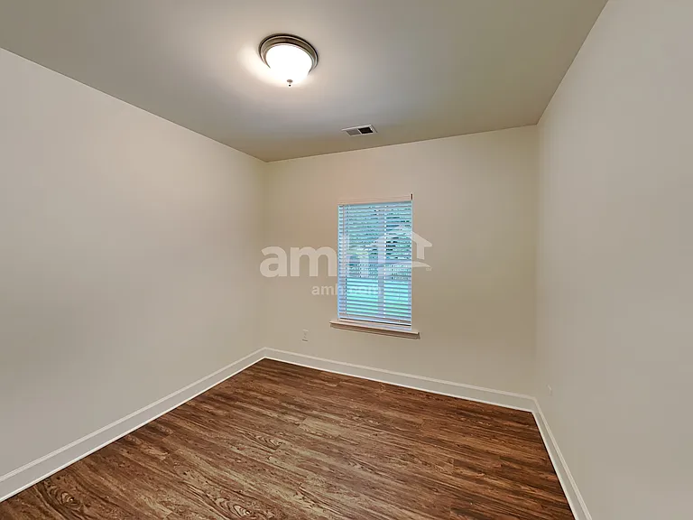 5035 Hudson Valley Dr — Photo 21