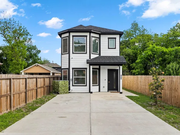 1621 Wellington St, Houston, TX 77093