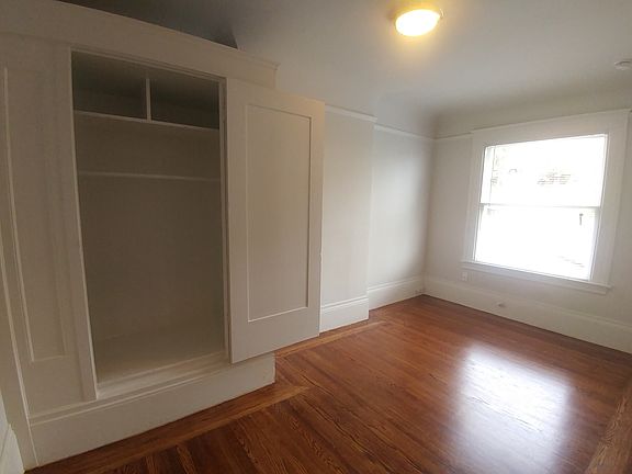 5th image of 1051 Broadway