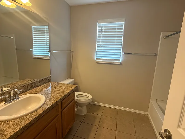 5700 Pinnacle Peak Ct NW — Photo 10