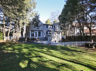 31 Glenwood Dr, Short Hills, NJ 07078