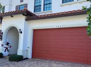 11318 SW 16th St #1, Hollywood, FL 33025