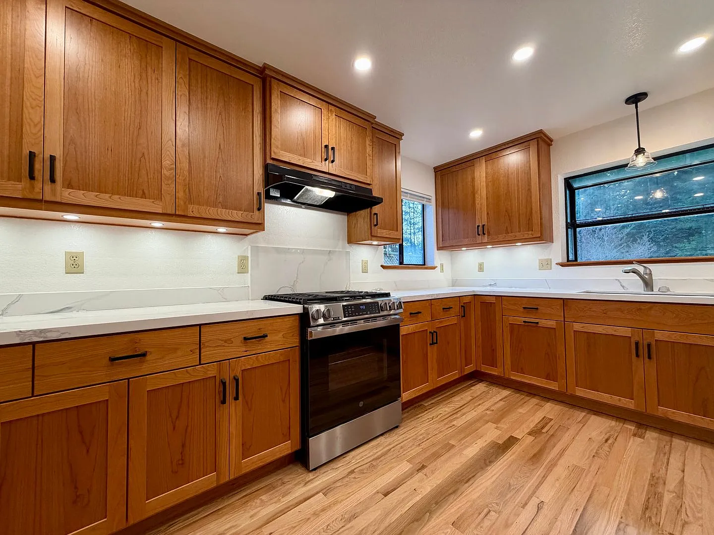 4036 Campton RD — Photo 3