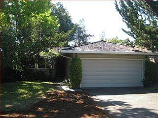 1st image of 2061 Manzanita Ave