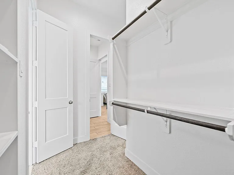 10718 Blossom River Dr — Photo 33