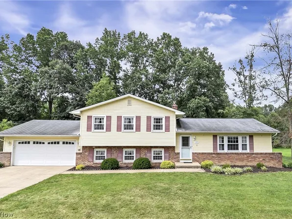 235 Kenwick Dr, Northfield, OH 44067