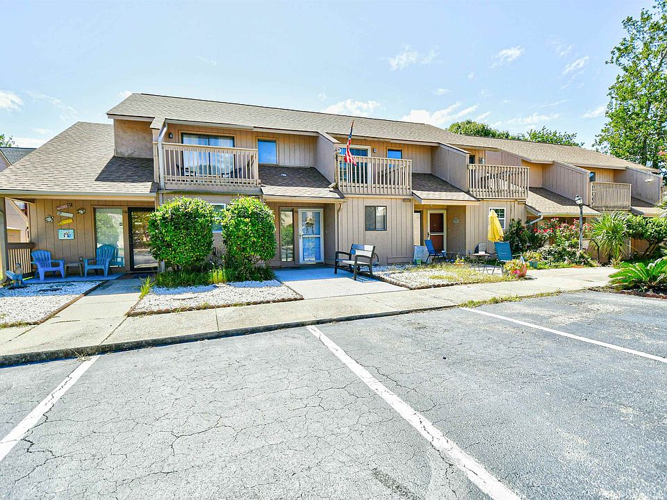 1st image of 305 21st Ave. S #115