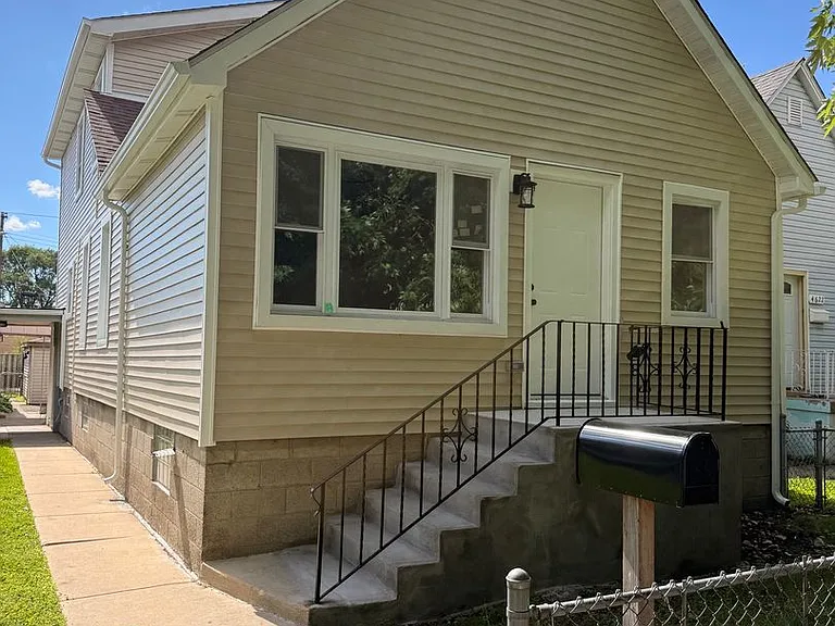 4624 Towle Ave — Photo 1